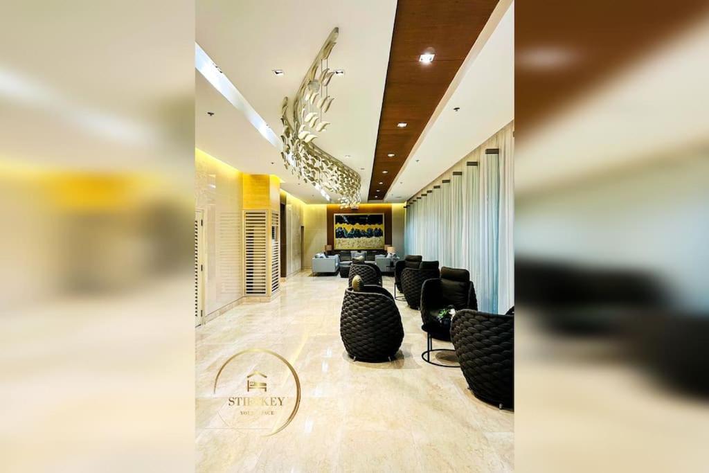 Apartment Moa Shore 3 New Modern One Bedroom Manila